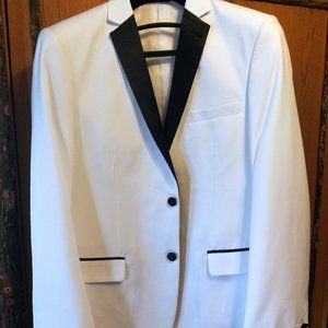 Men's White Dinner Jacket
